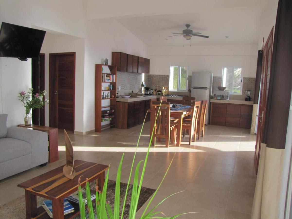 Caribbean Casa Blanca Apartment Кскалак Екстериор снимка