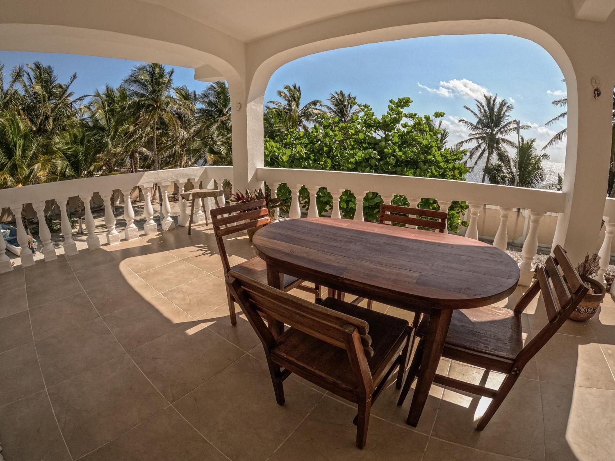 Caribbean Casa Blanca Apartment Кскалак Екстериор снимка